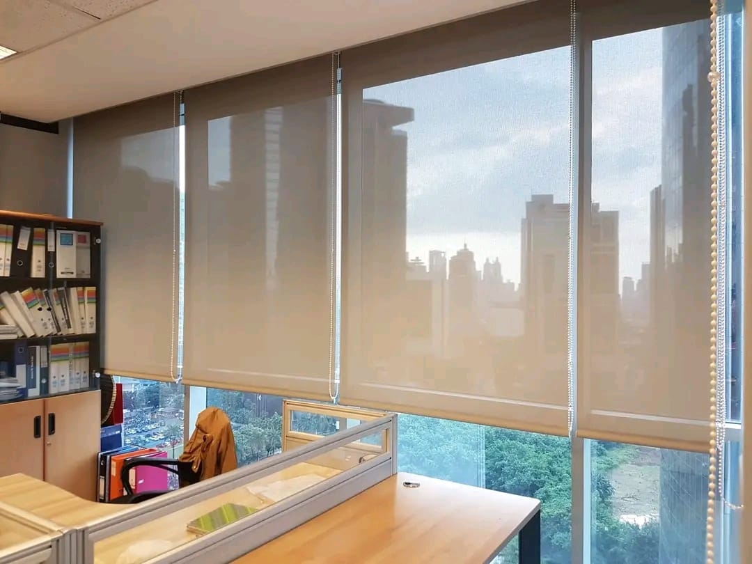Toko Gorden Kantor Roller Blind Solar Screen Sharp Point Makassar